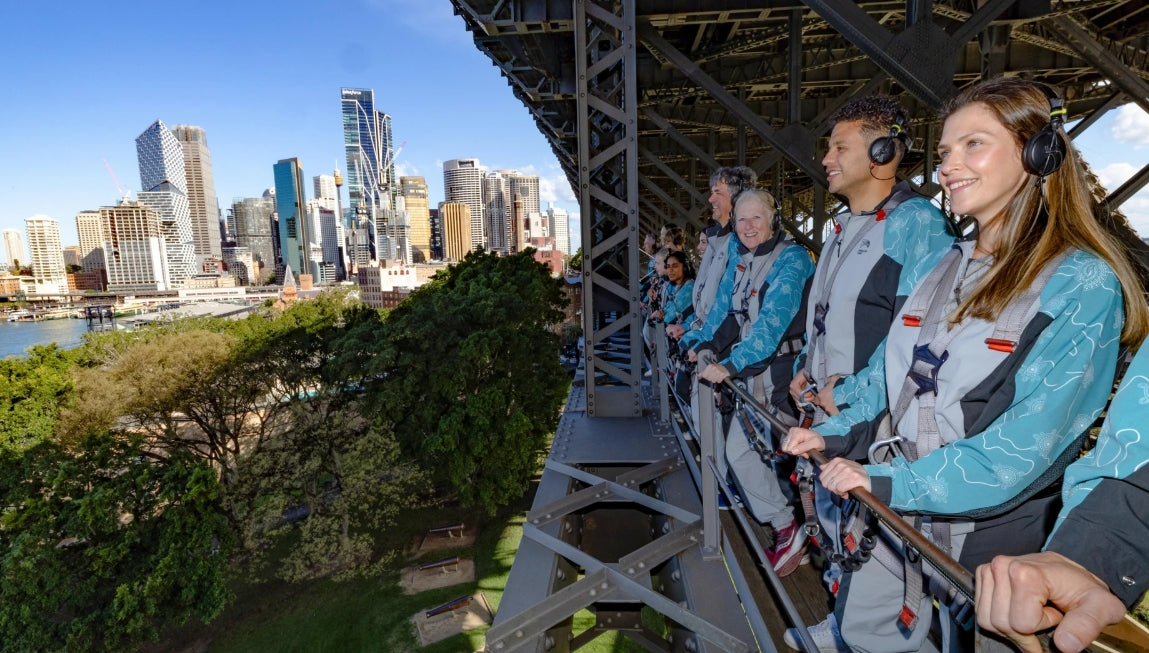Sydney Harbour Bridge Summit Climb with Pub Lunch at The Rocks
