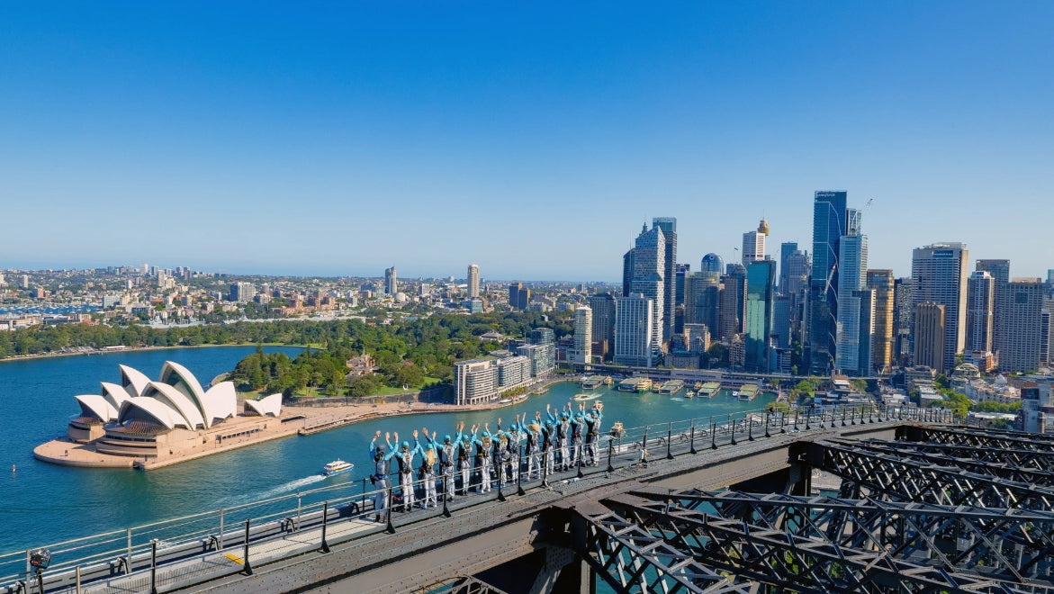 Sydney Harbour Bridge Summit Climb with Pub Lunch at The Rocks