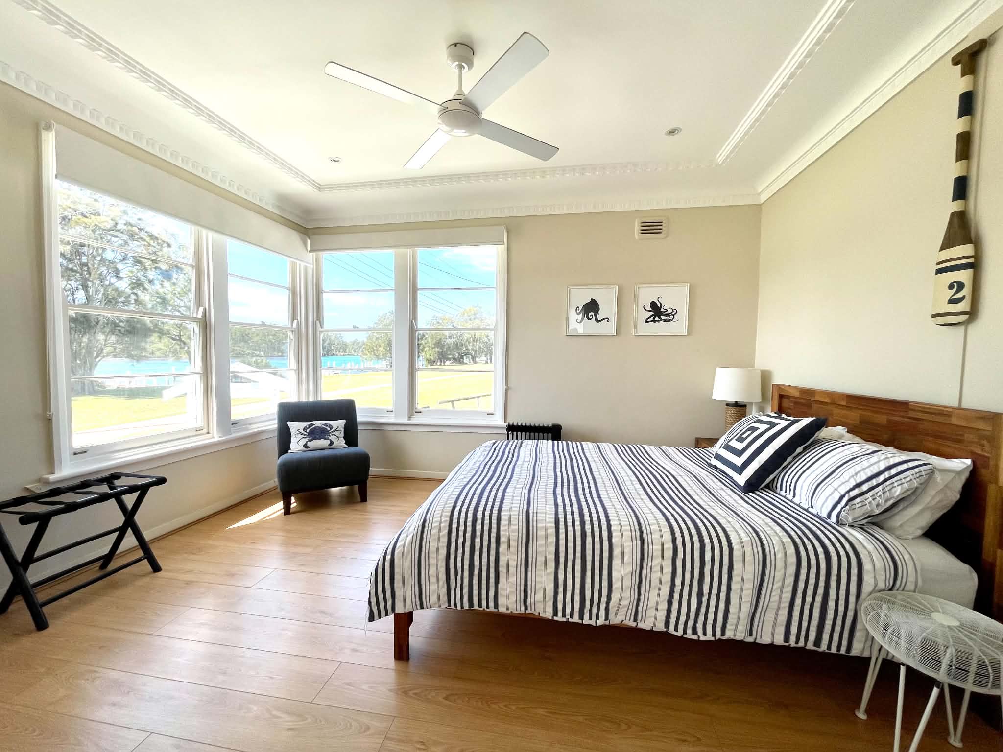 Riverbank Cottage Waterfront Escape
