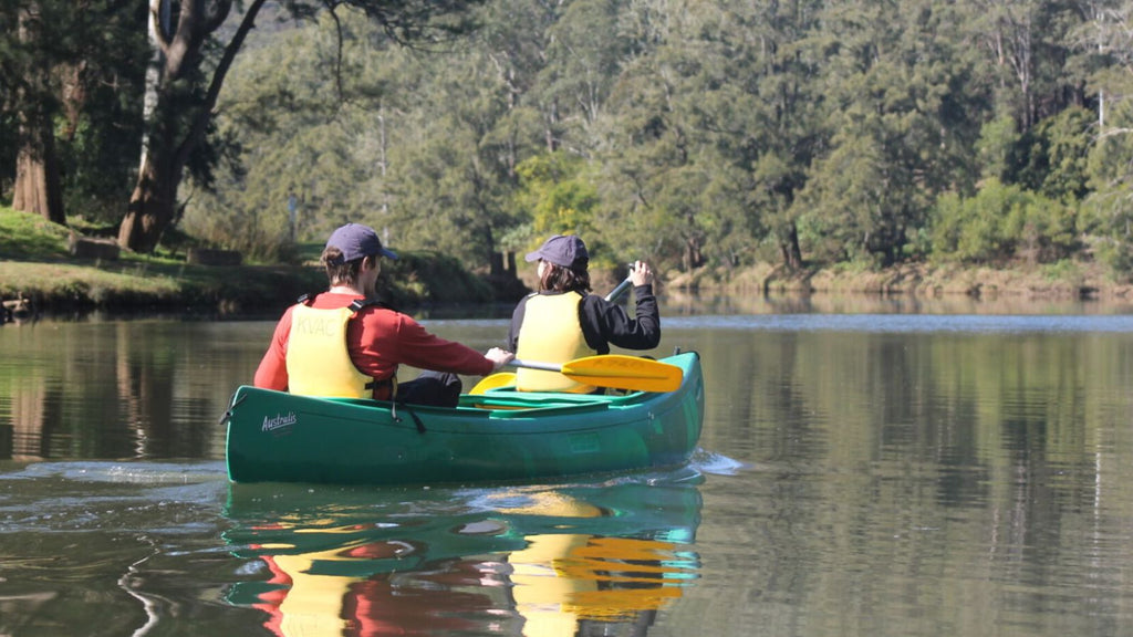 Kangaroo Valley Kayak, Dine & Stay Adventure