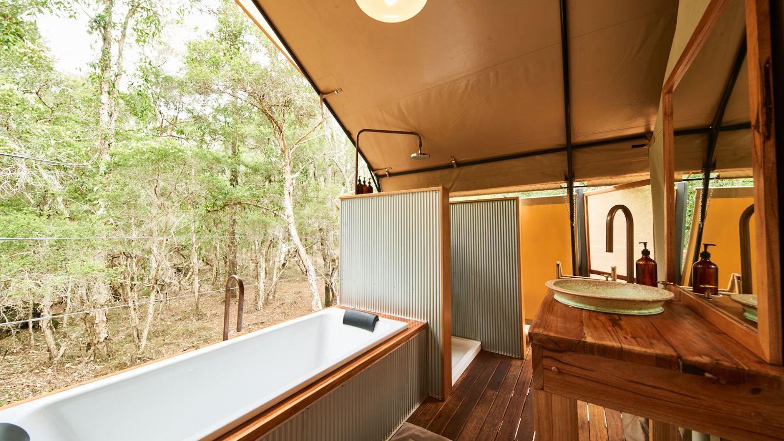 Luxury Glamping & Dining Escape