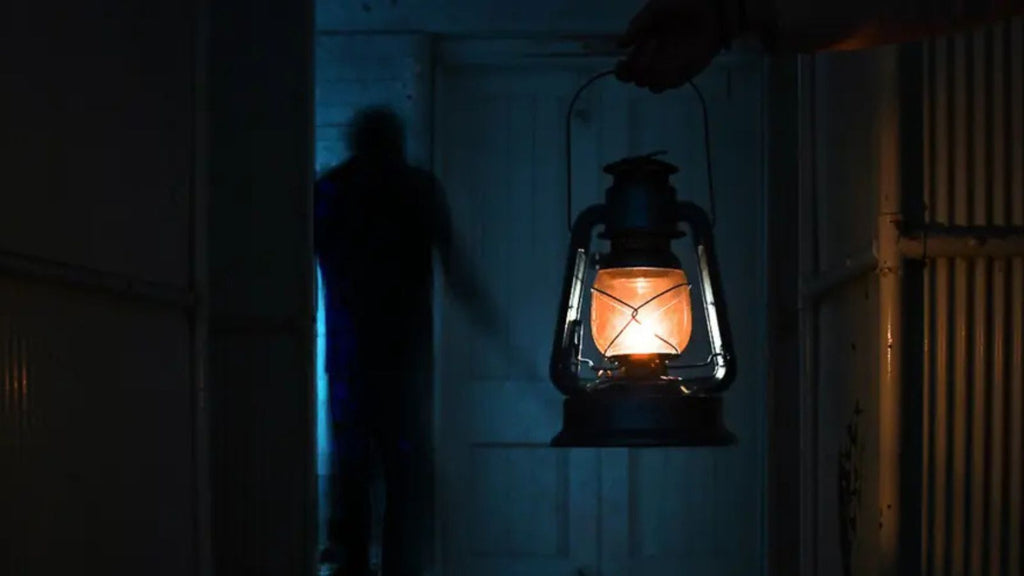 Harbour of Haunting Secrets & Stay for 2
